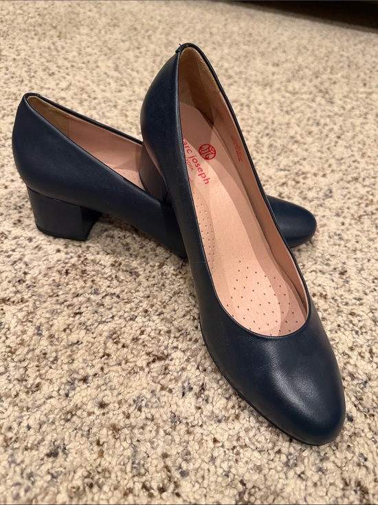 Marc Jacobs Shoes - Marc Joseph Navy Leather Block Heel Pumps
